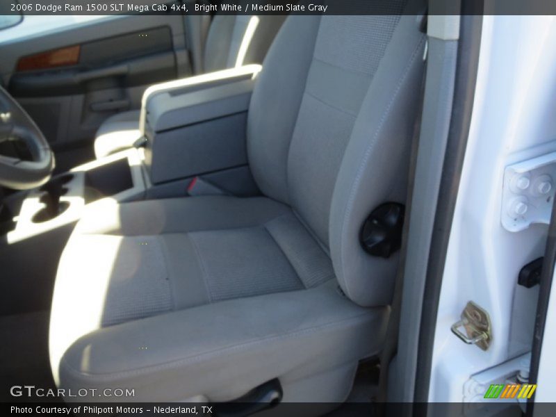 Bright White / Medium Slate Gray 2006 Dodge Ram 1500 SLT Mega Cab 4x4