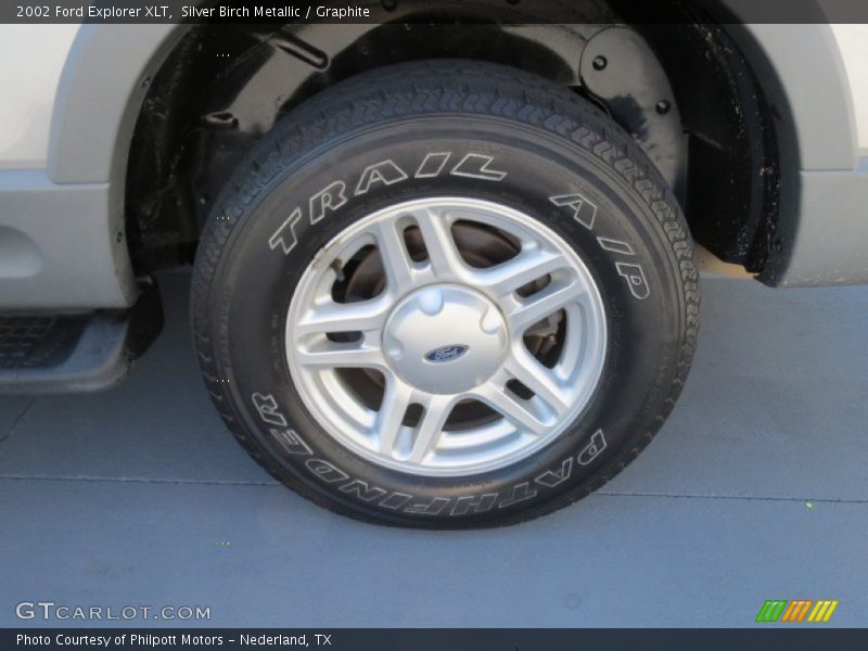 Silver Birch Metallic / Graphite 2002 Ford Explorer XLT