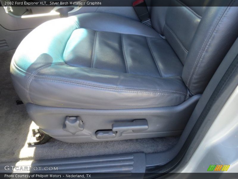 Silver Birch Metallic / Graphite 2002 Ford Explorer XLT