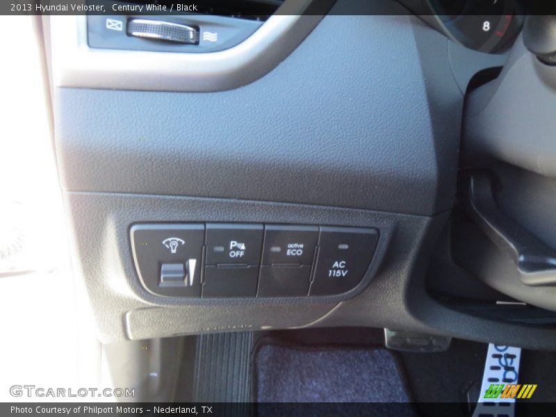 Century White / Black 2013 Hyundai Veloster
