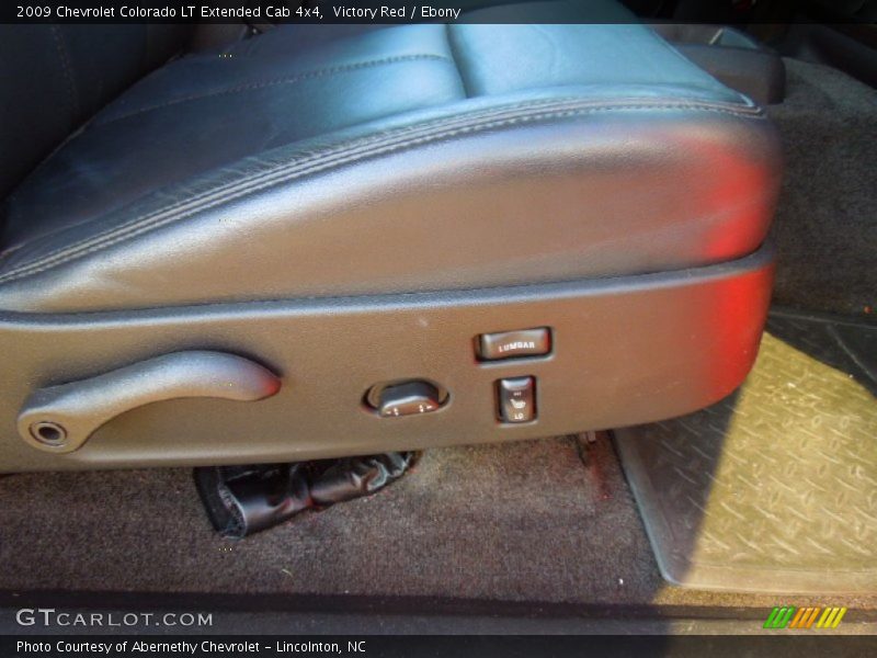 Controls of 2009 Colorado LT Extended Cab 4x4