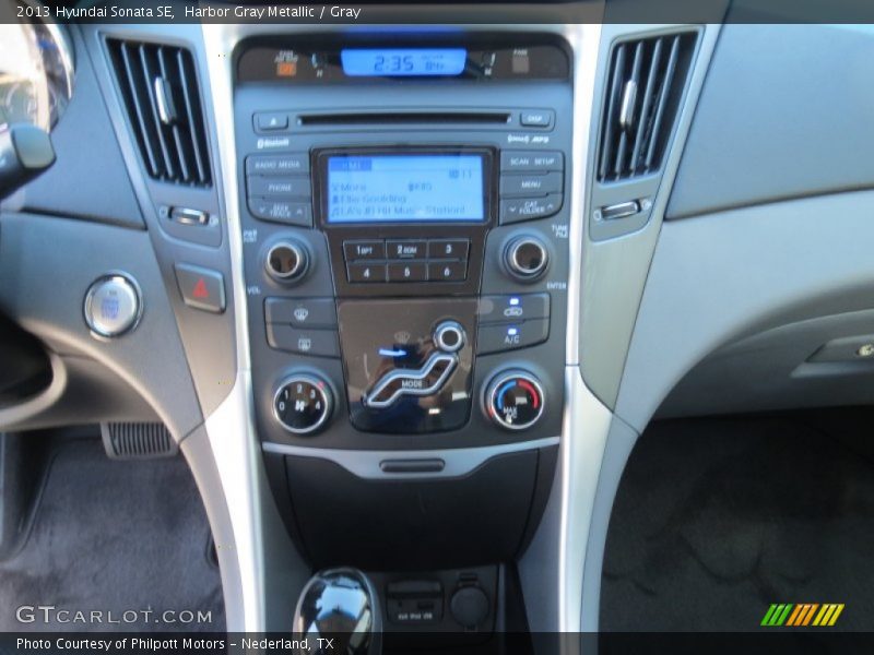 Harbor Gray Metallic / Gray 2013 Hyundai Sonata SE