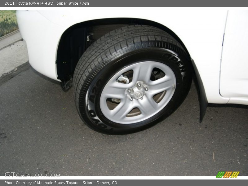 Super White / Ash 2011 Toyota RAV4 I4 4WD