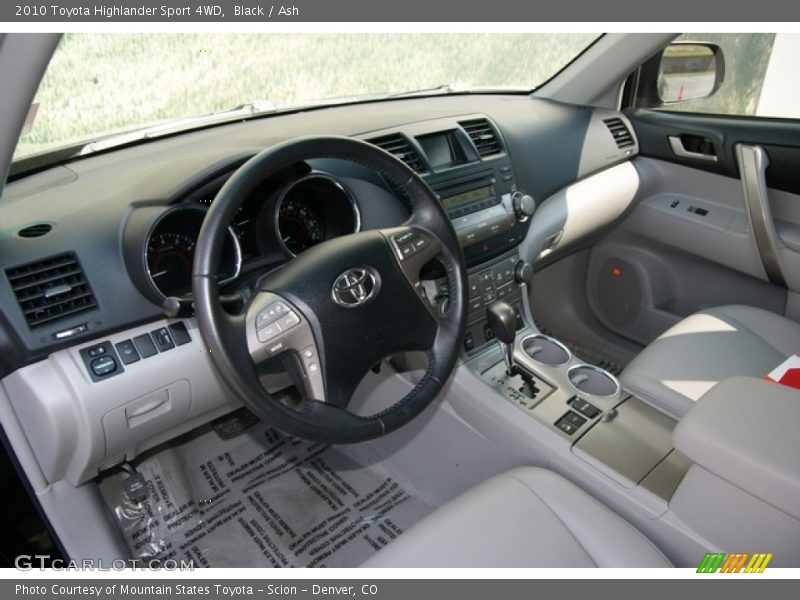 Black / Ash 2010 Toyota Highlander Sport 4WD