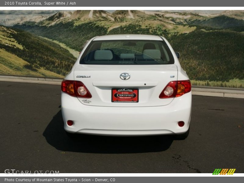 Super White / Ash 2010 Toyota Corolla