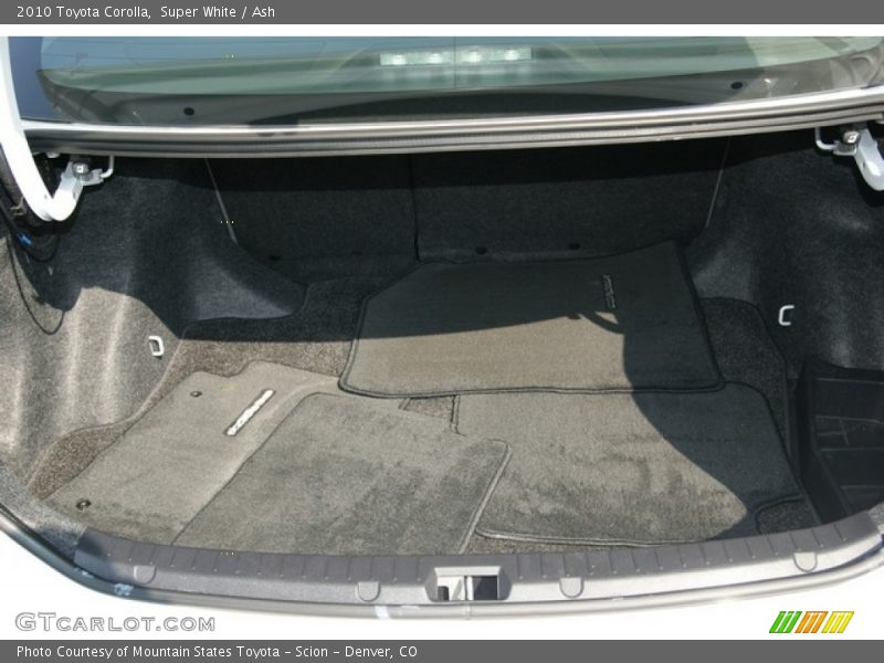 Super White / Ash 2010 Toyota Corolla