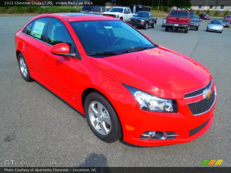 Victory Red / Jet Black 2013 Chevrolet Cruze LT/RS