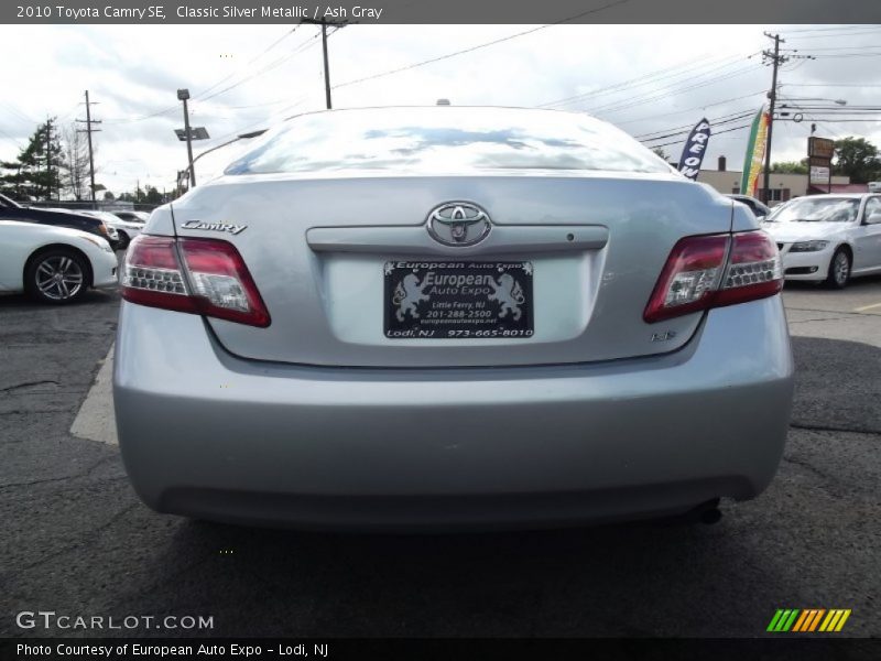 Classic Silver Metallic / Ash Gray 2010 Toyota Camry SE