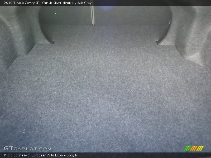 Classic Silver Metallic / Ash Gray 2010 Toyota Camry SE