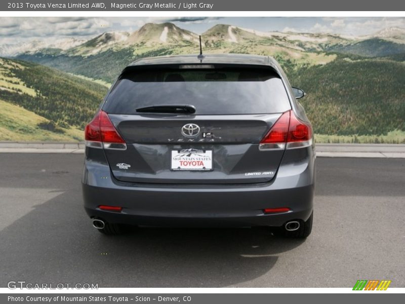 Magnetic Gray Metallic / Light Gray 2013 Toyota Venza Limited AWD