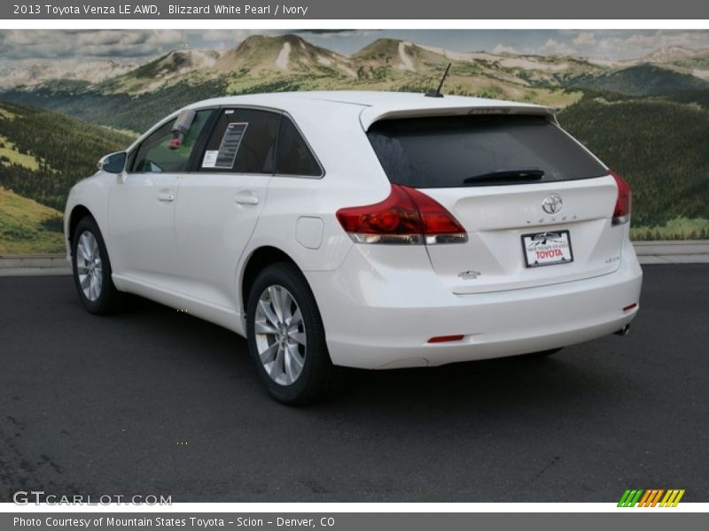 Blizzard White Pearl / Ivory 2013 Toyota Venza LE AWD