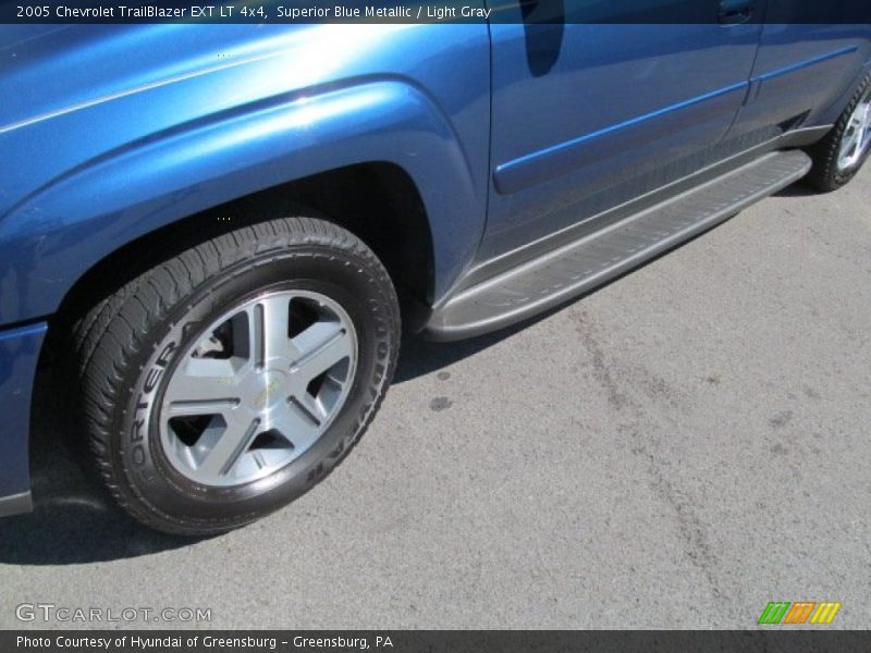 Superior Blue Metallic / Light Gray 2005 Chevrolet TrailBlazer EXT LT 4x4