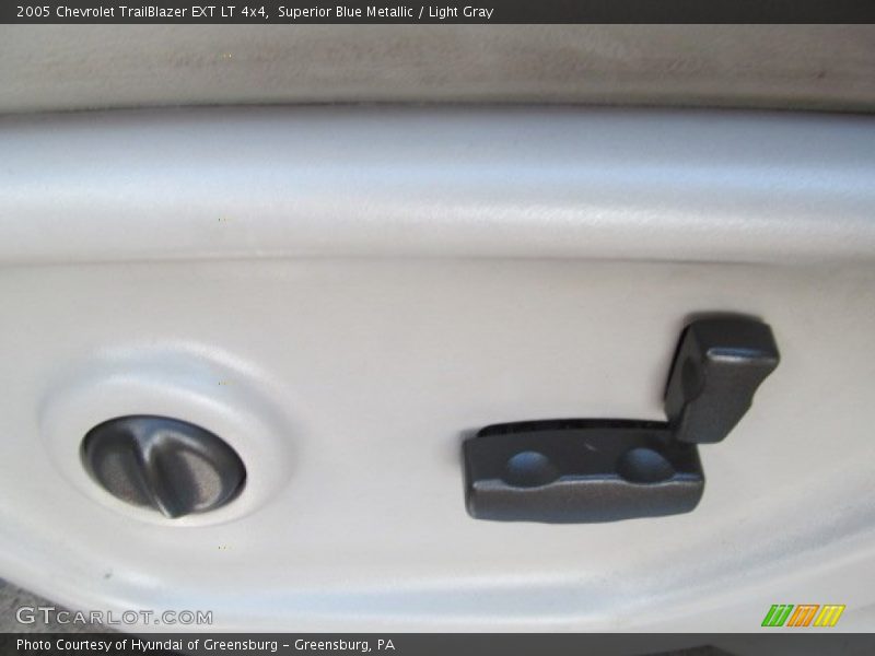 Superior Blue Metallic / Light Gray 2005 Chevrolet TrailBlazer EXT LT 4x4