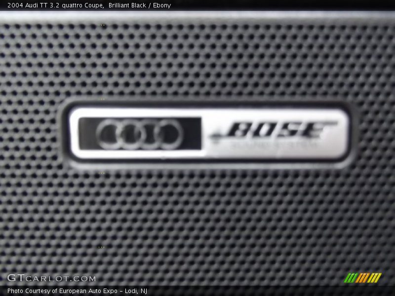 Brilliant Black / Ebony 2004 Audi TT 3.2 quattro Coupe