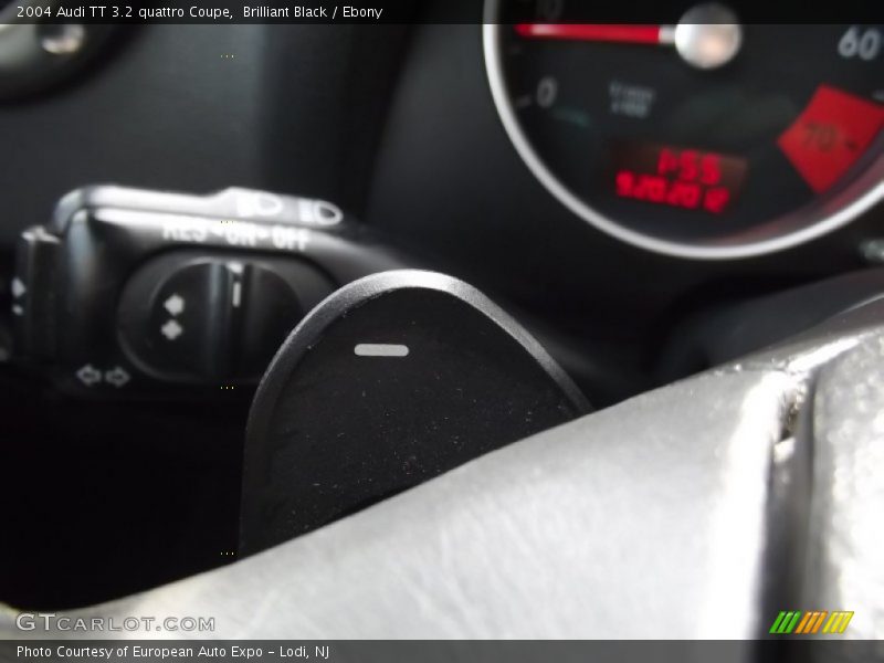 Brilliant Black / Ebony 2004 Audi TT 3.2 quattro Coupe