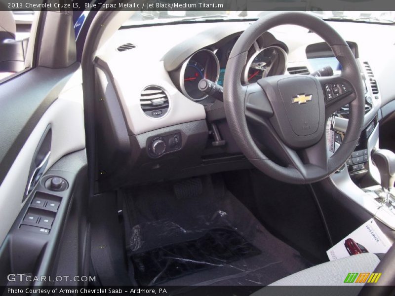Blue Topaz Metallic / Jet Black/Medium Titanium 2013 Chevrolet Cruze LS