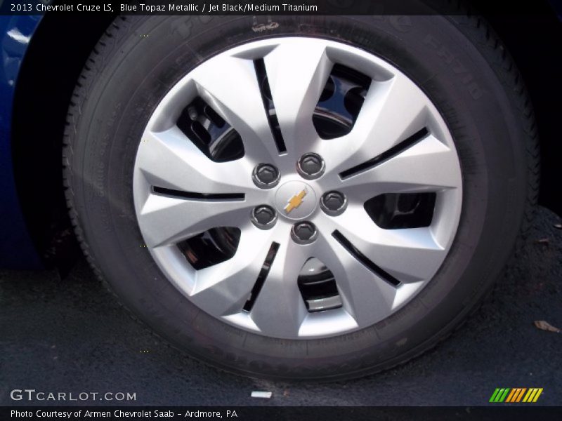 Blue Topaz Metallic / Jet Black/Medium Titanium 2013 Chevrolet Cruze LS