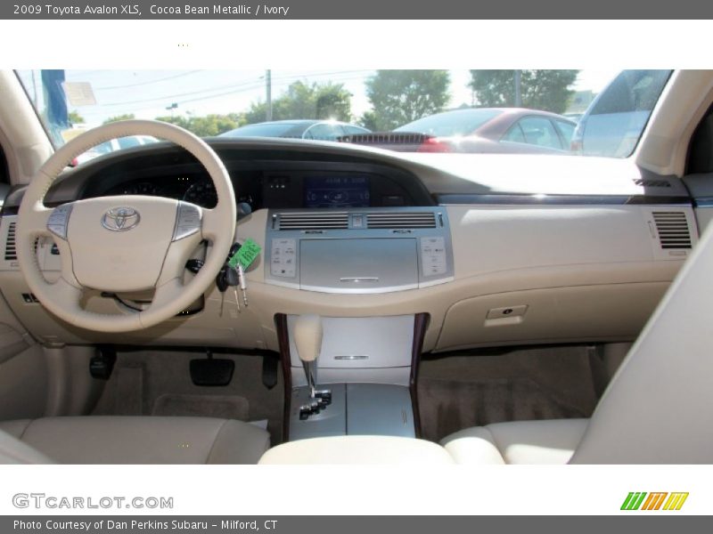Cocoa Bean Metallic / Ivory 2009 Toyota Avalon XLS
