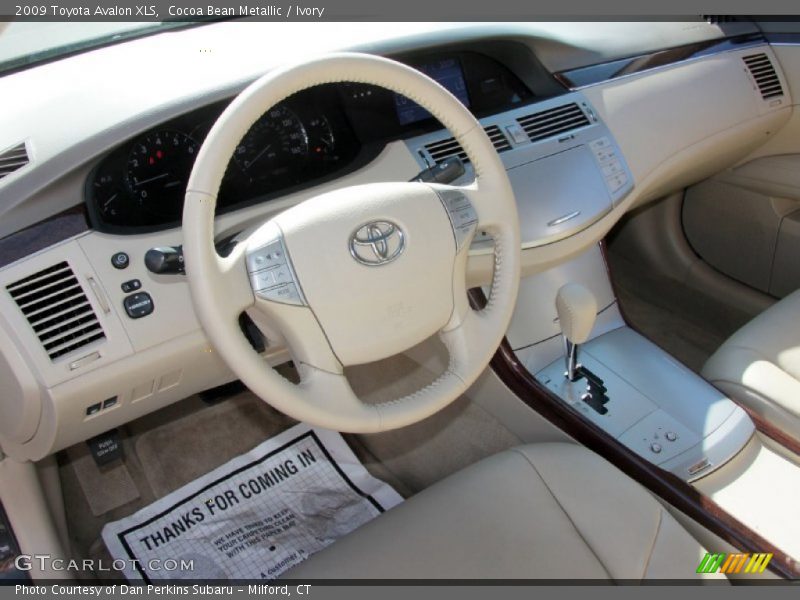 Cocoa Bean Metallic / Ivory 2009 Toyota Avalon XLS