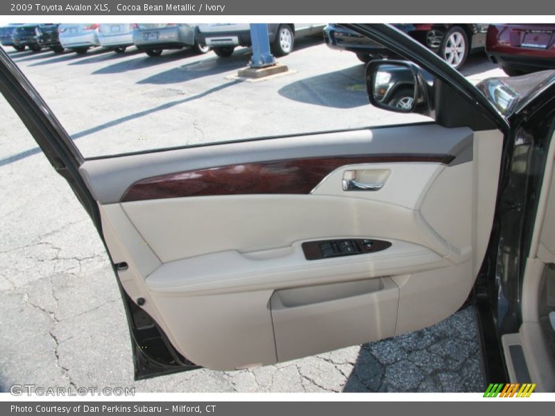 Cocoa Bean Metallic / Ivory 2009 Toyota Avalon XLS
