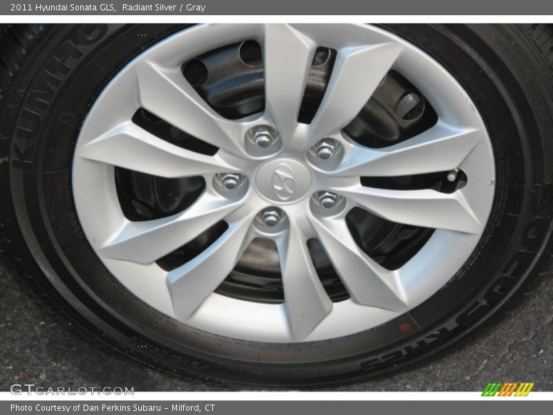 Radiant Silver / Gray 2011 Hyundai Sonata GLS