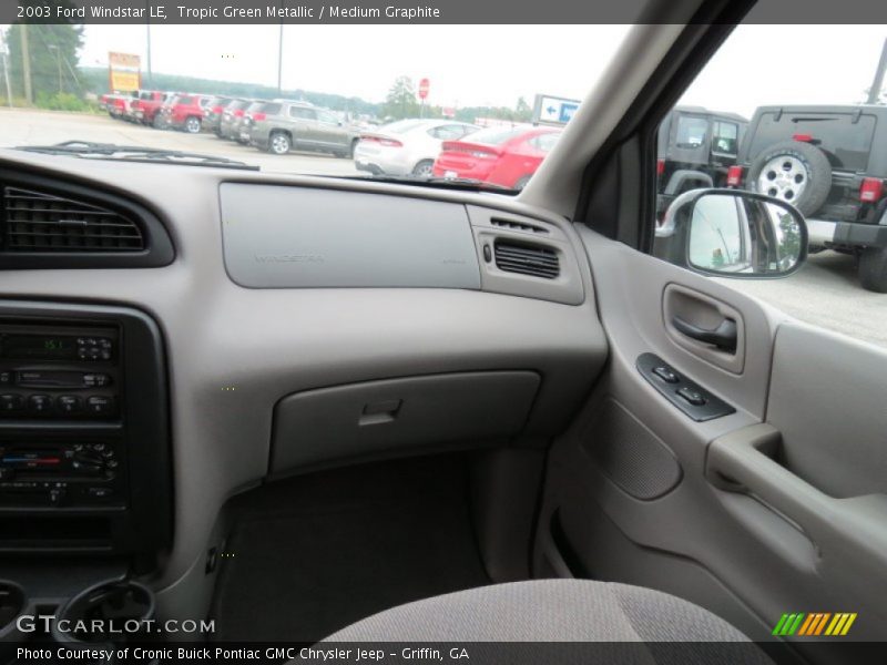 Tropic Green Metallic / Medium Graphite 2003 Ford Windstar LE