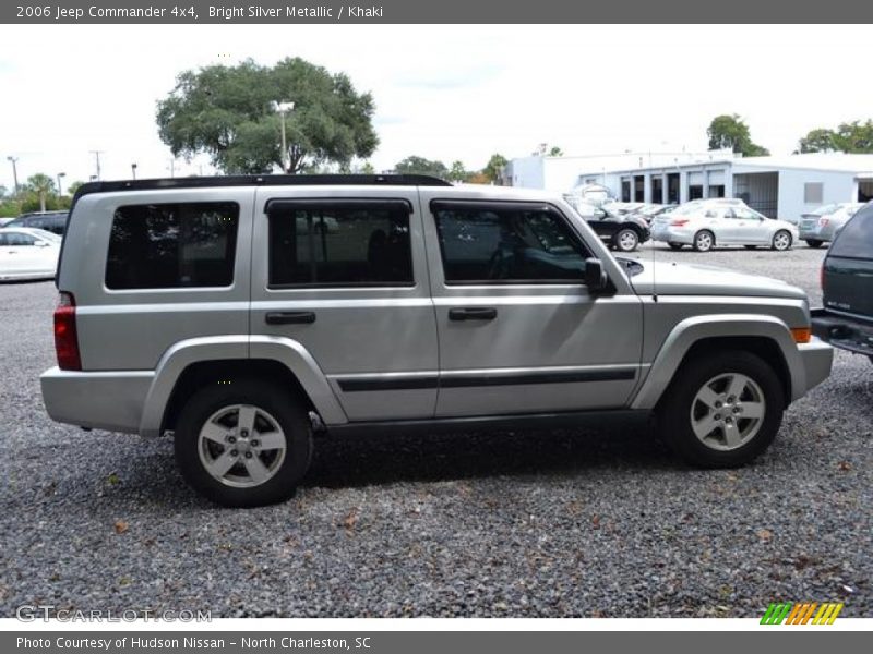 Bright Silver Metallic / Khaki 2006 Jeep Commander 4x4