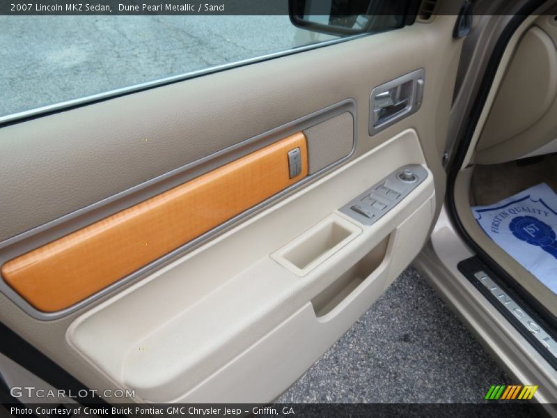 Dune Pearl Metallic / Sand 2007 Lincoln MKZ Sedan