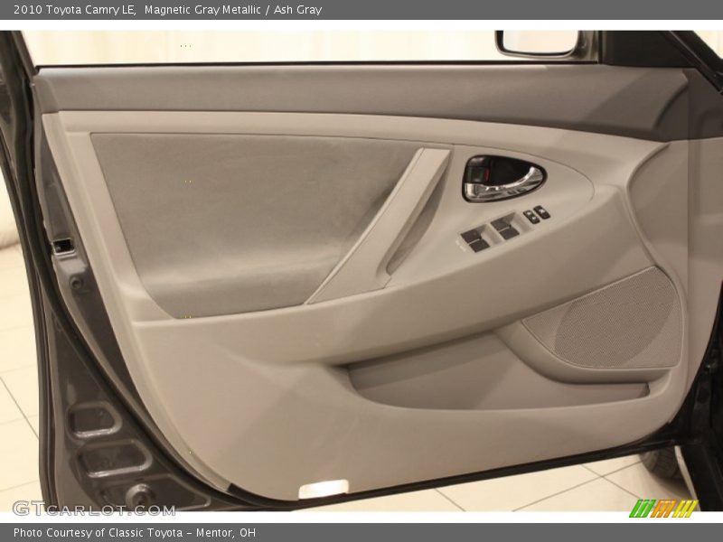 Magnetic Gray Metallic / Ash Gray 2010 Toyota Camry LE