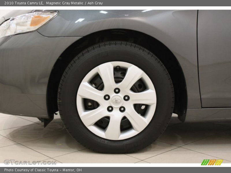 Magnetic Gray Metallic / Ash Gray 2010 Toyota Camry LE
