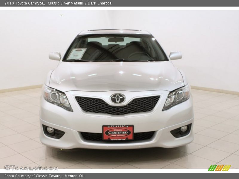 Classic Silver Metallic / Dark Charcoal 2010 Toyota Camry SE
