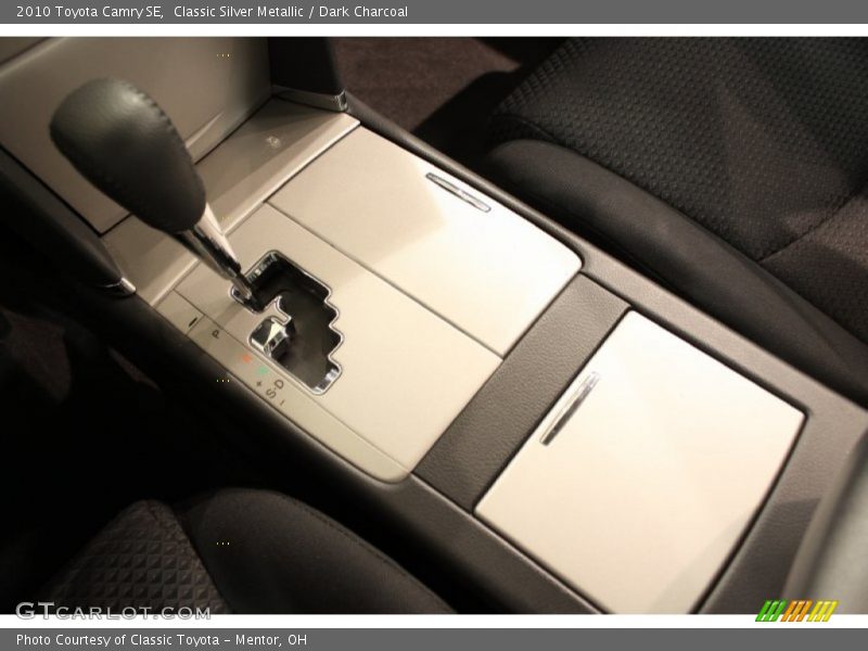 Classic Silver Metallic / Dark Charcoal 2010 Toyota Camry SE