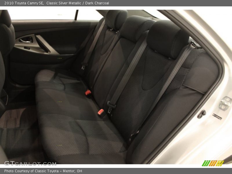 Classic Silver Metallic / Dark Charcoal 2010 Toyota Camry SE