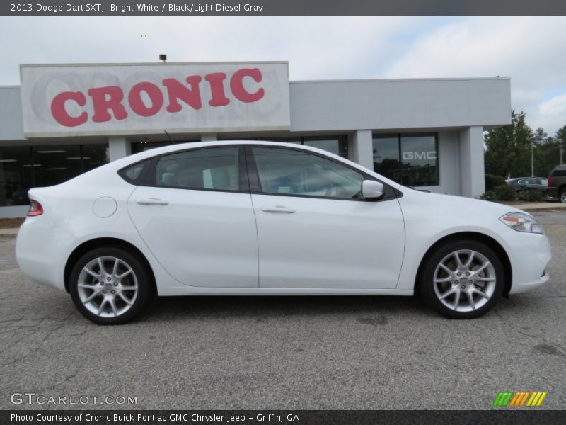 Bright White / Black/Light Diesel Gray 2013 Dodge Dart SXT
