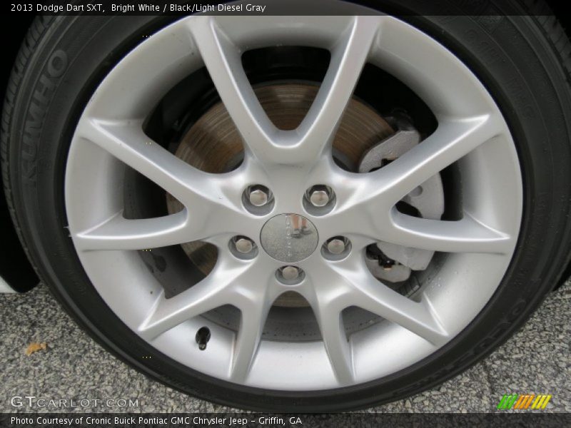 Bright White / Black/Light Diesel Gray 2013 Dodge Dart SXT