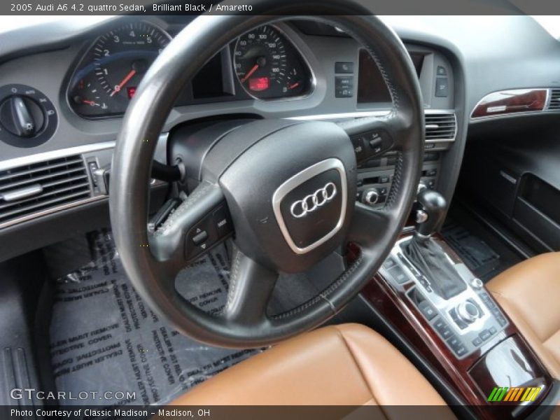 Brilliant Black / Amaretto 2005 Audi A6 4.2 quattro Sedan