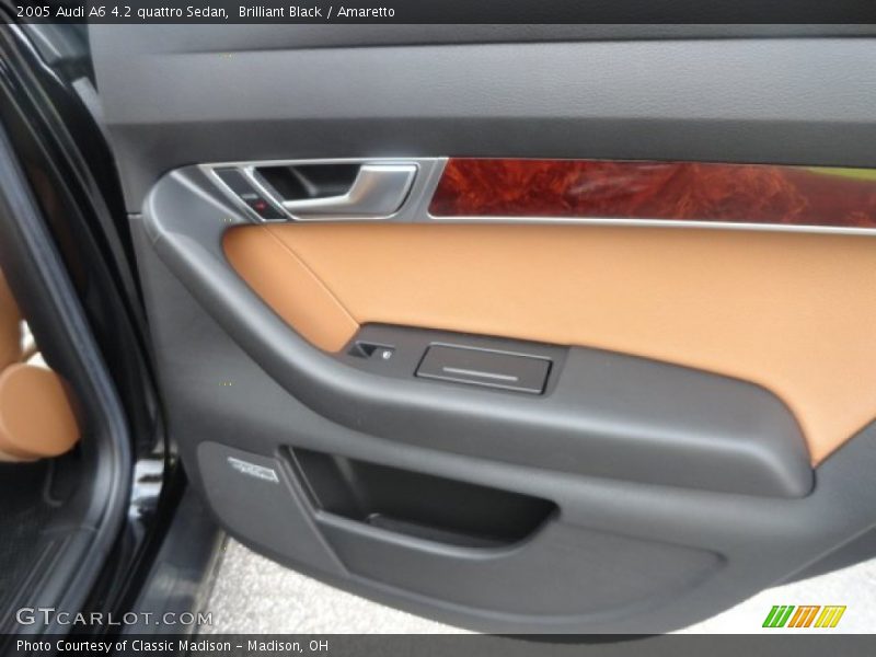 Brilliant Black / Amaretto 2005 Audi A6 4.2 quattro Sedan