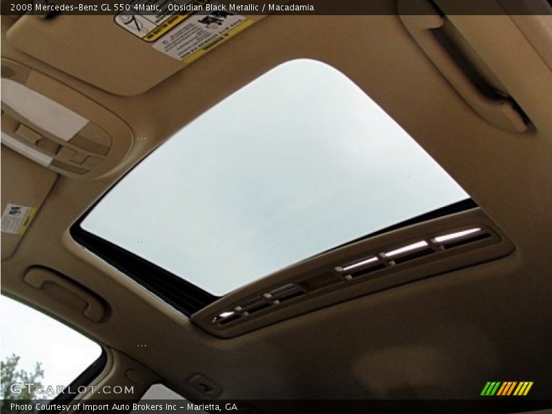 Obsidian Black Metallic / Macadamia 2008 Mercedes-Benz GL 550 4Matic