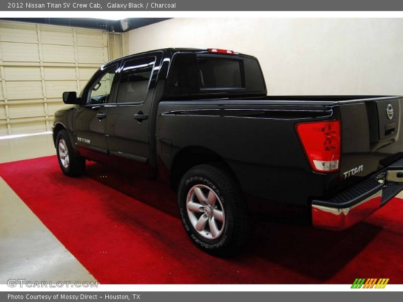 Galaxy Black / Charcoal 2012 Nissan Titan SV Crew Cab