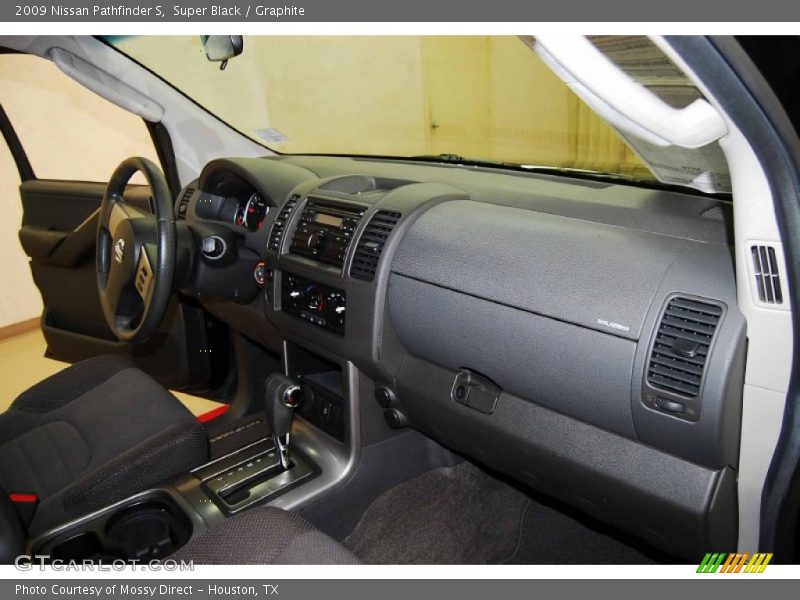 Super Black / Graphite 2009 Nissan Pathfinder S