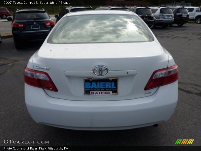 Super White / Bisque 2007 Toyota Camry LE