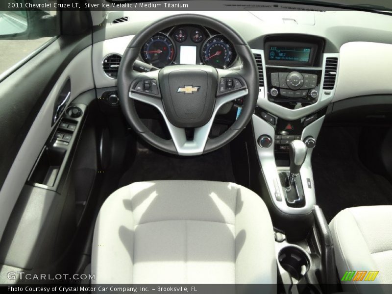 Silver Ice Metallic / Medium Titanium 2011 Chevrolet Cruze LT