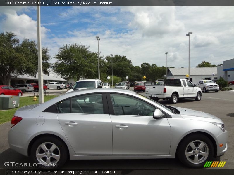 Silver Ice Metallic / Medium Titanium 2011 Chevrolet Cruze LT
