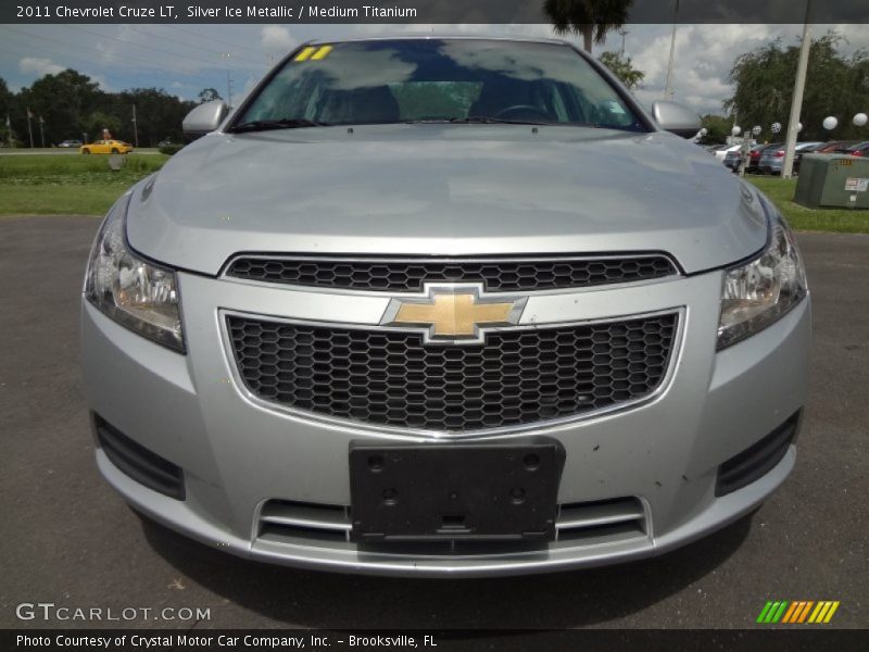 Silver Ice Metallic / Medium Titanium 2011 Chevrolet Cruze LT