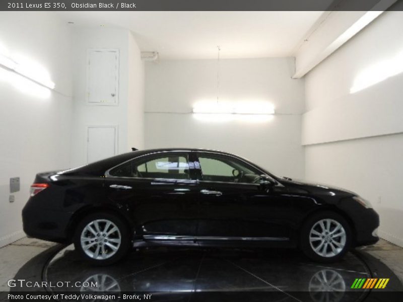 Obsidian Black / Black 2011 Lexus ES 350