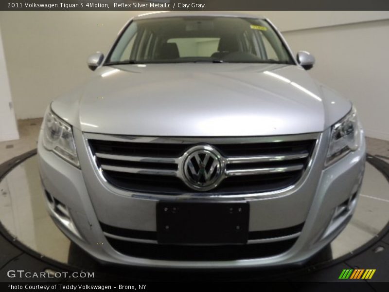 Reflex Silver Metallic / Clay Gray 2011 Volkswagen Tiguan S 4Motion