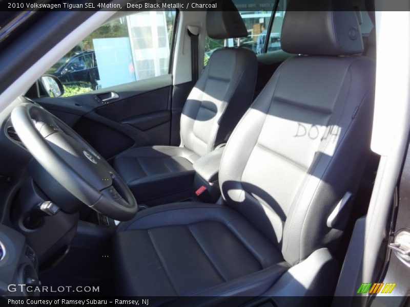 Deep Black Metallic / Charcoal 2010 Volkswagen Tiguan SEL 4Motion