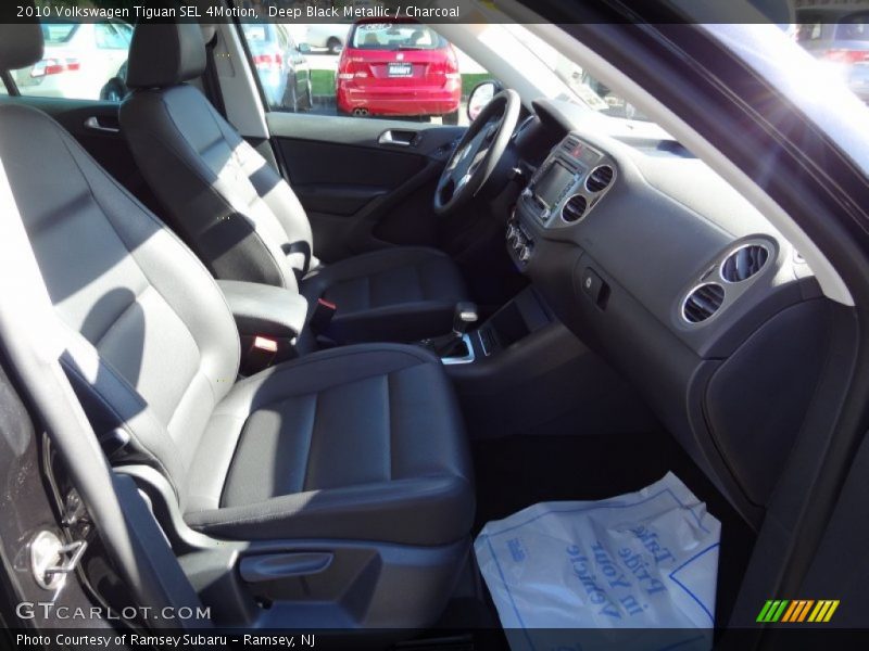 Deep Black Metallic / Charcoal 2010 Volkswagen Tiguan SEL 4Motion