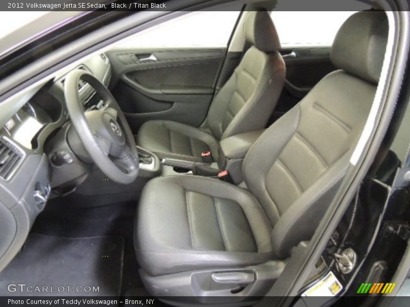 Black / Titan Black 2012 Volkswagen Jetta SE Sedan