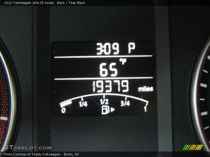 Black / Titan Black 2012 Volkswagen Jetta SE Sedan
